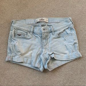 Low rise jean short